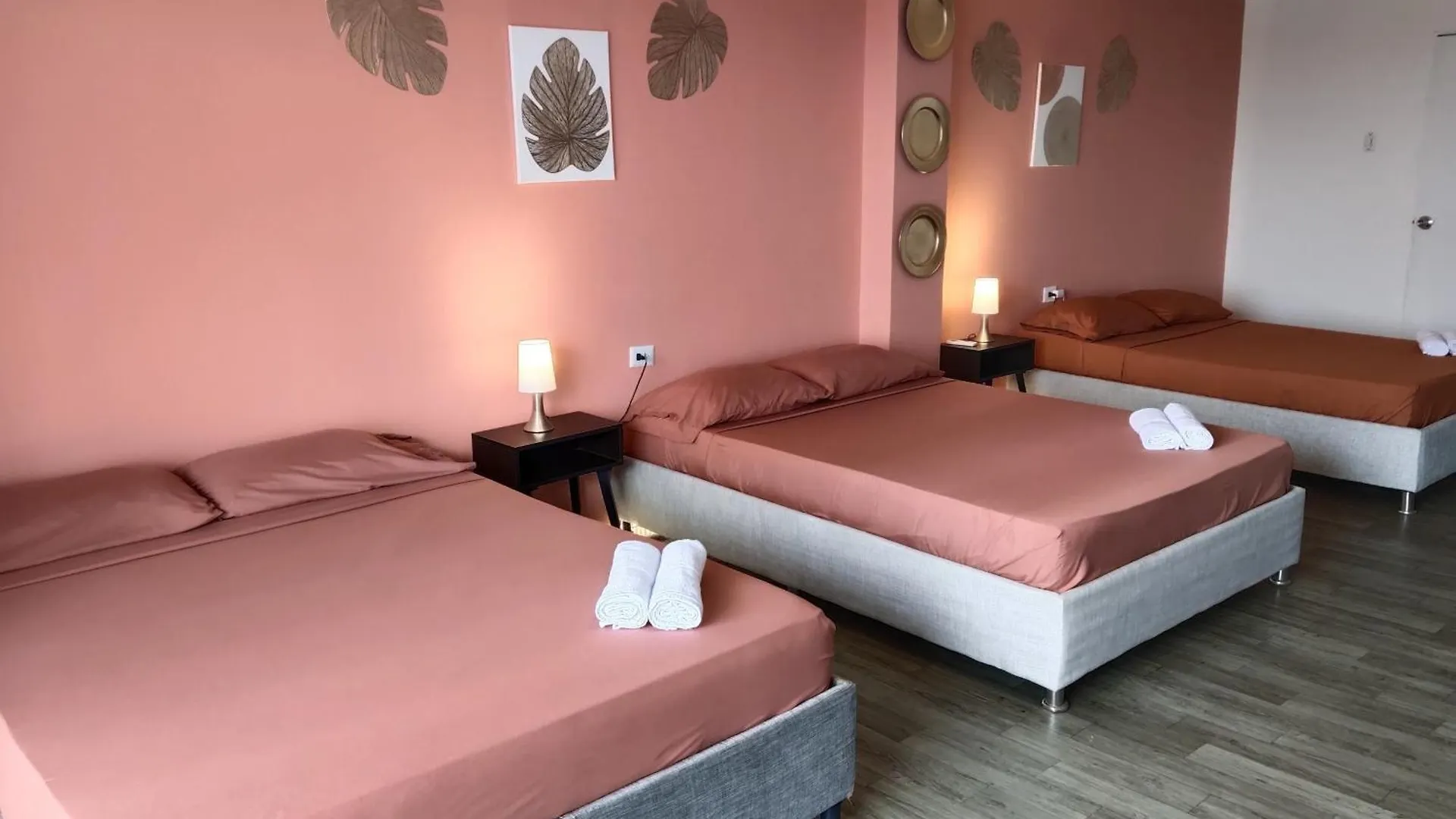 Apartment Hotel Casa Harmony Cartagena